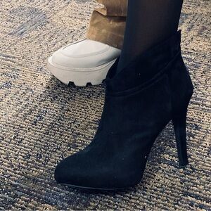 Jessica Simpson Black Heeled Boots